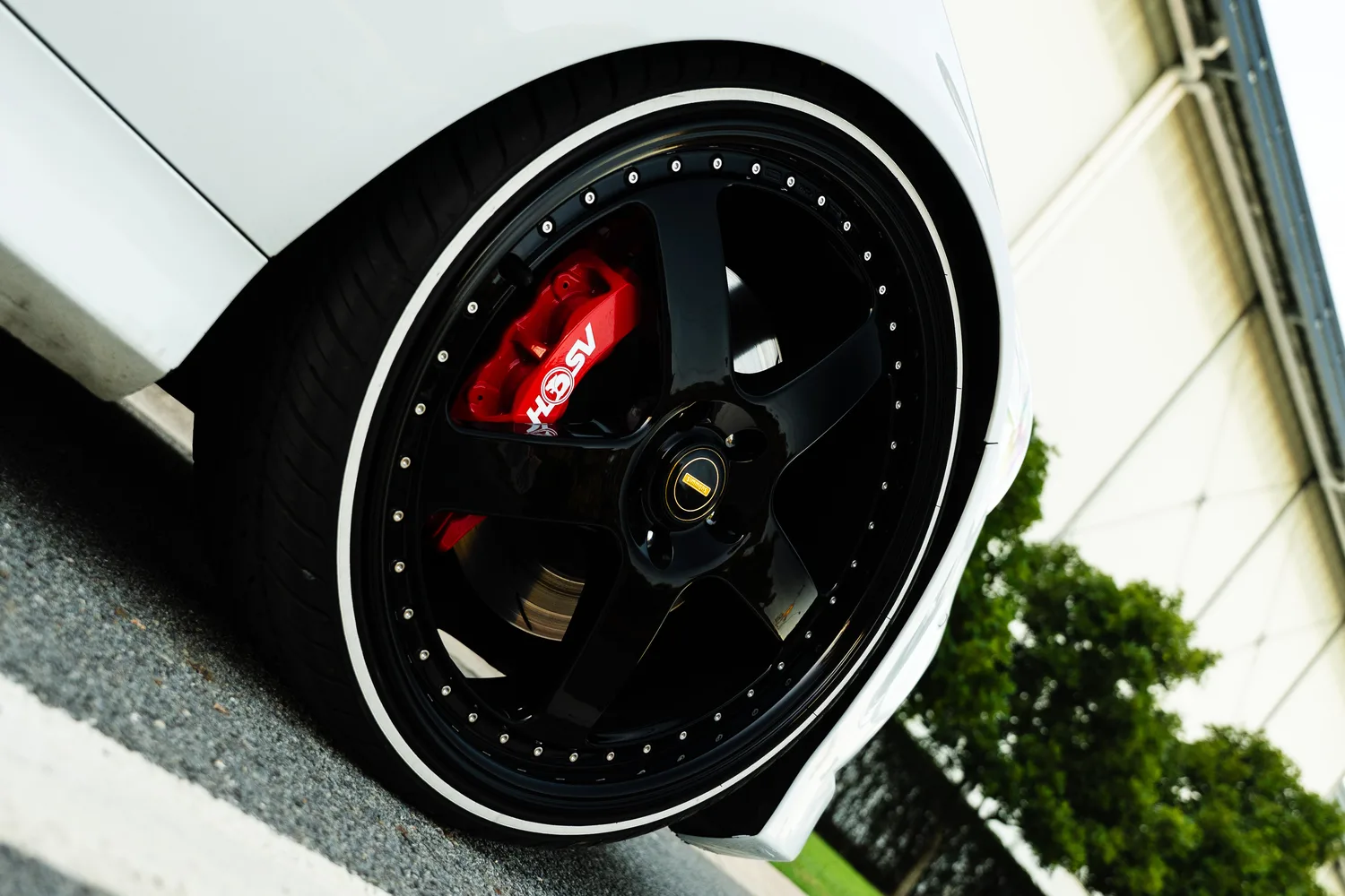 HSV GTS forged wheel and red AP Racing caliper.
