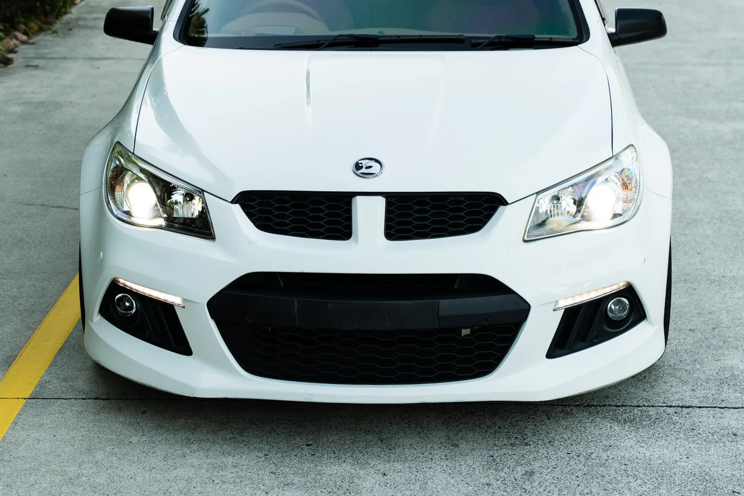HSV GTS ClubSport head-on front, low stance.