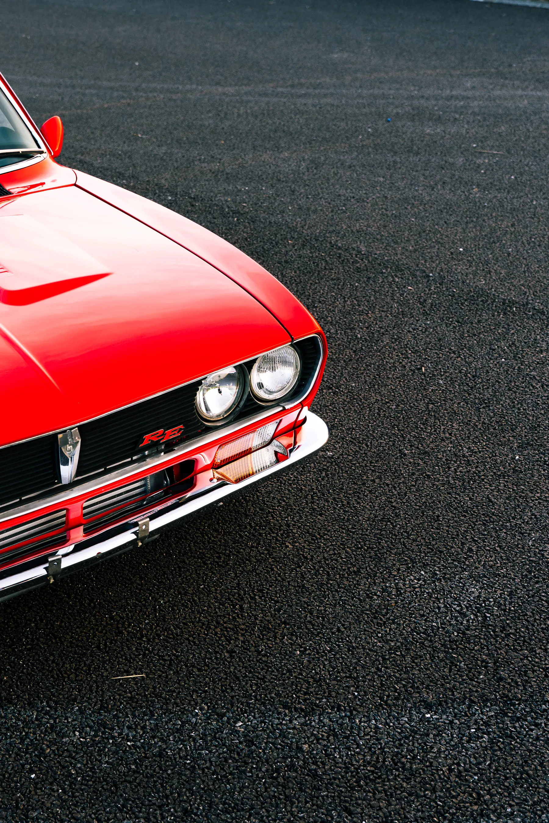 Mazda Capella RX-2 front head-on, grille detail.